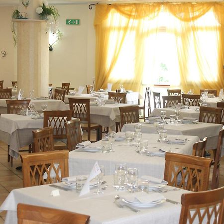 Hotel Ristorante La Torretta Bianzè Eksteriør billede